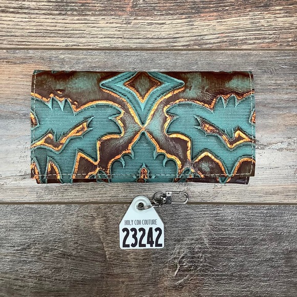 Holy Cow Couture Bandit Wallet - Picture 2 of 9